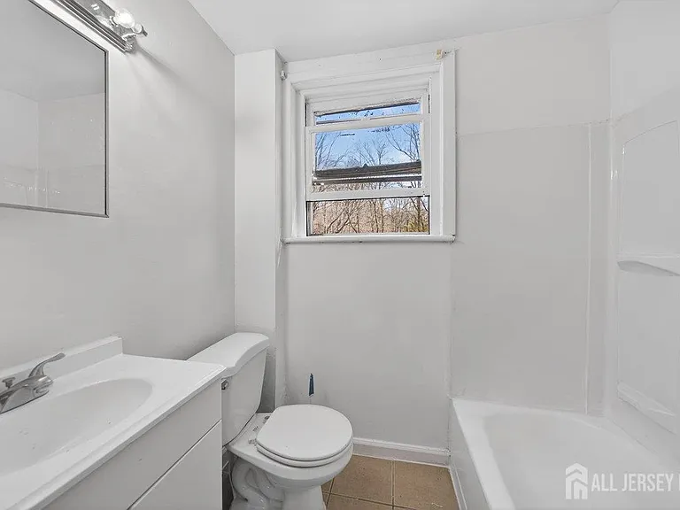6 Farm Ln — Photo 10