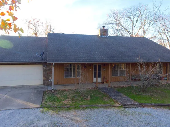 1011 Madison St #6144, Huntsville, AR 72740