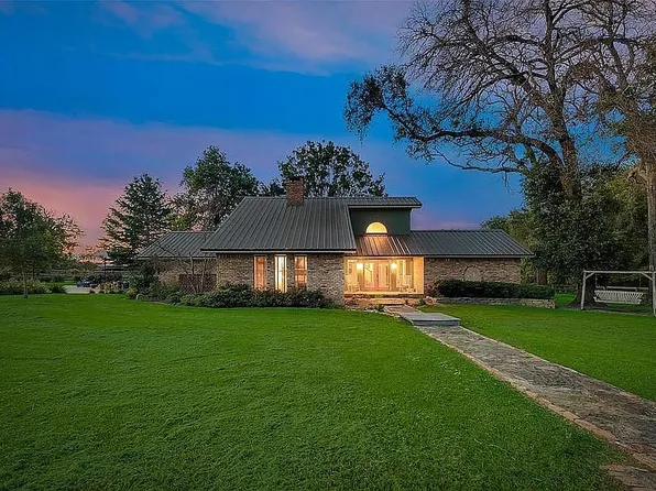 740 Fm 27 W, Streetman, TX 75859