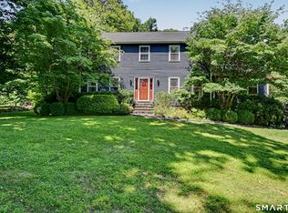39 Standish Rd, New Milford, CT 06776