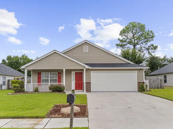 129 Balbriggan Dr, Goose Creek, SC 29445