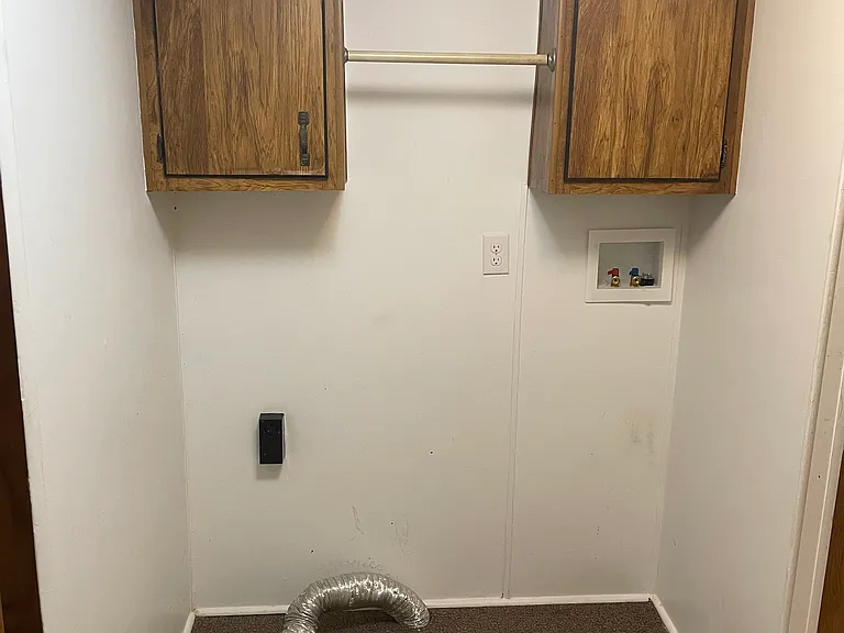 102 Acorn Ln — Photo 7