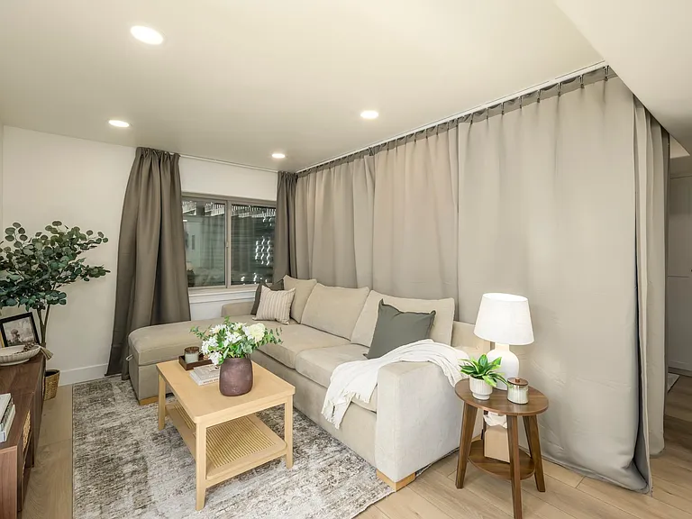 5634 N Aspenleaf Dr — Photo 5