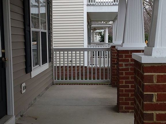 5th image of 255 W Gilbert St