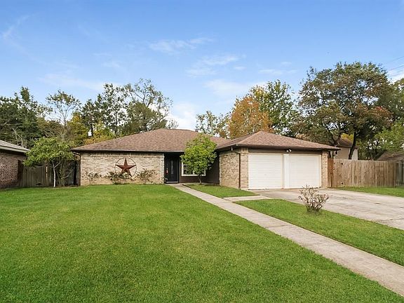 2nd image of 516 Aweigh Dr