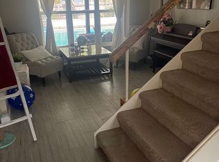 1321 Hillside Dr, Tarpon Springs, FL 34689