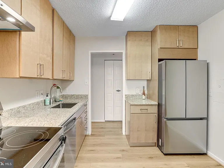2300 Pimmit Dr #308W — Photo 12