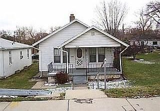 1st image of 3216 McCall St