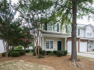 11042 Dixie Hills Dr, Charlotte, NC 28277