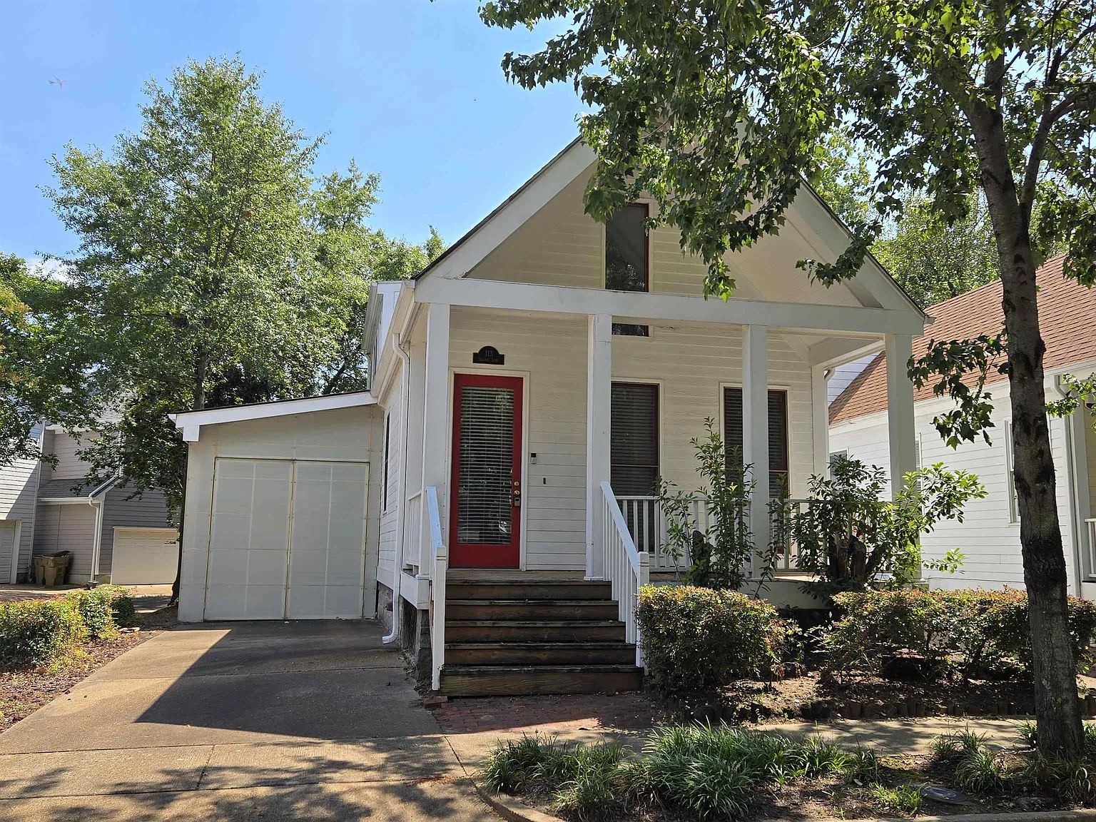 2 bed, 2.0 bath, 1541 sqft, $2,450 — Photo 1