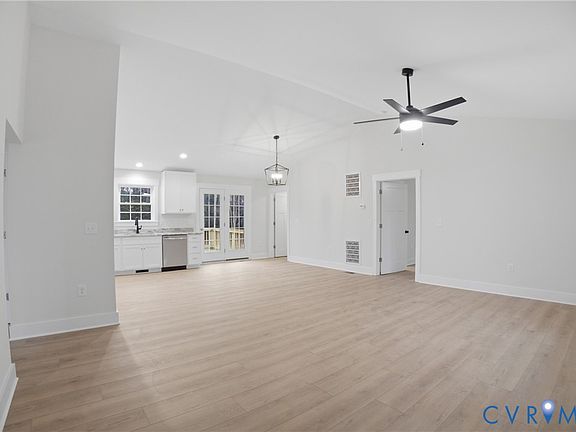 4th image of 124 Zion Branch Rd