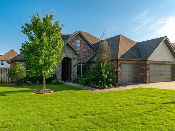4779 W Townbridge Dr, Fayetteville, AR 72704