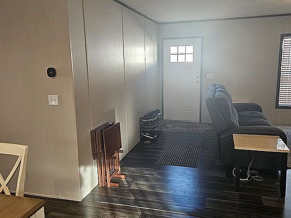 4th image of 4704 Gladys Dr #749