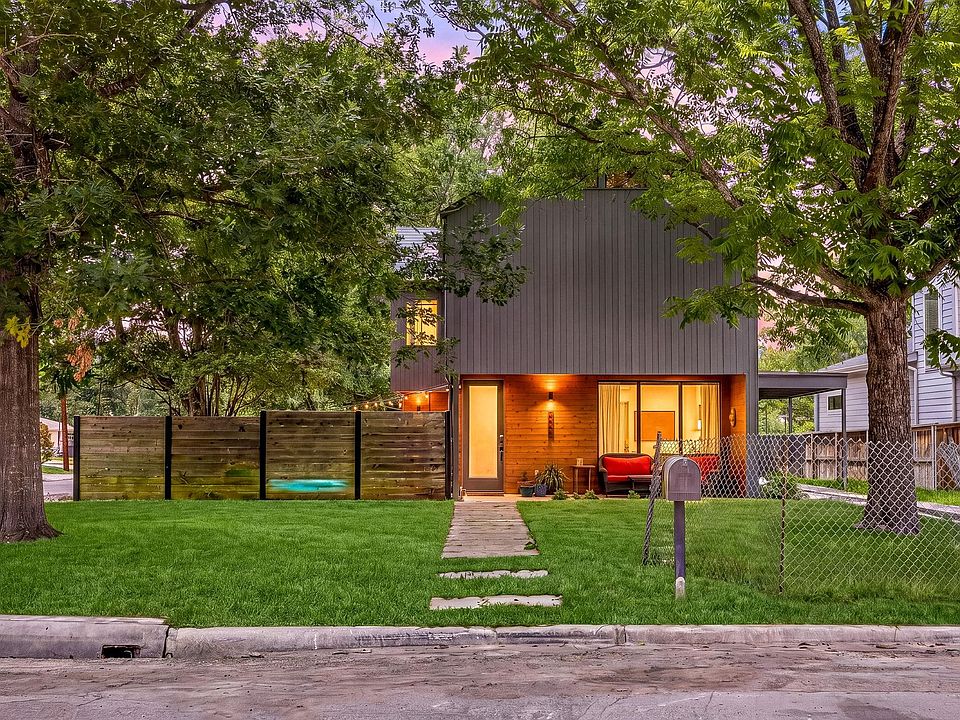 1st image of 3306 Garden Villa Ln