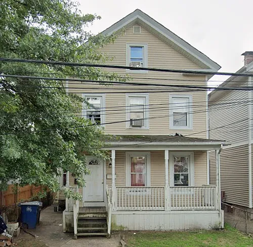 72 Woolsey St #2 Photo 1