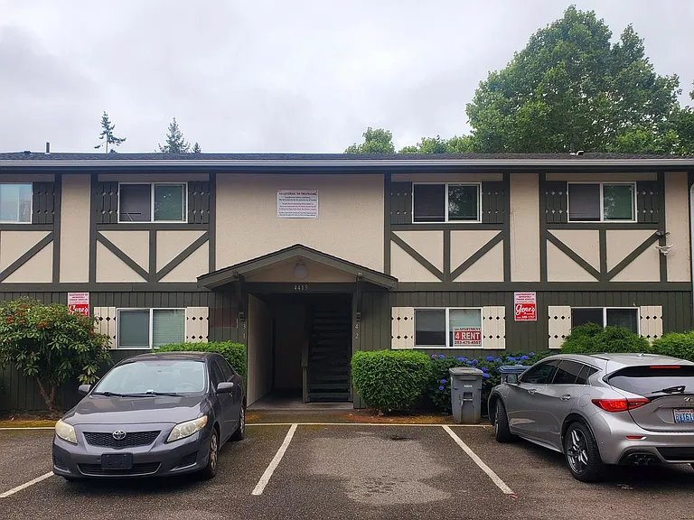 Zou - UP 4plex University Place 98466 — Photo 1