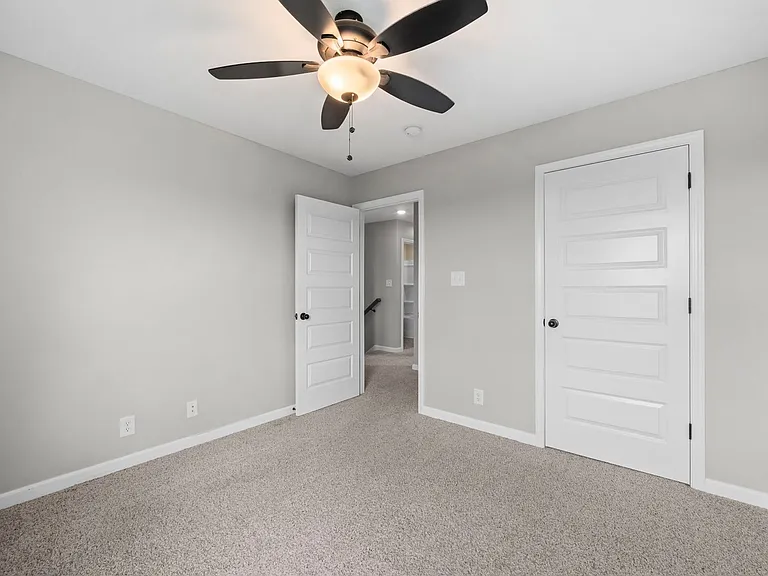 133 Tomahawk Pointe — Photo 28