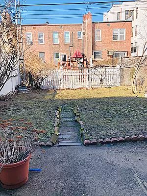 5th image of 25-68 42nd St