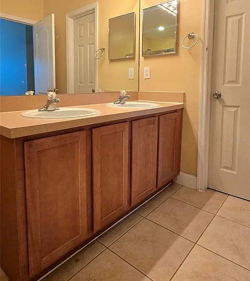 2921 Pine Oak Trl — Photo 19