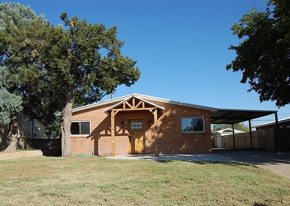 2nd image of 503 SW 17th St