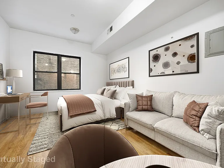 52 W 14th St #4C — Photo 3