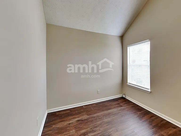 602 Thrasher Ct — Photo 22