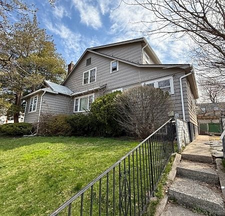 4th image of 12-14 Hillcrest Rd