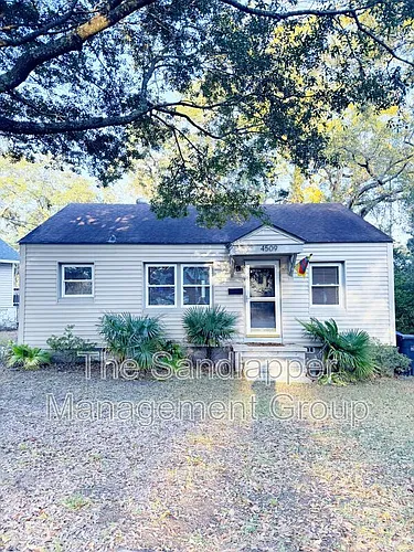 4509 Old Park Rd Photo 1