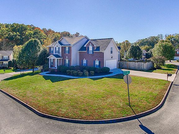 2nd image of 3311 Branch Hill Ln