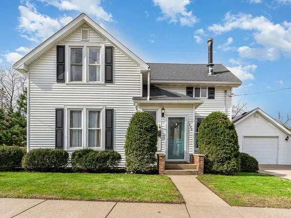 1228 Sylvan St, Red Wing, MN 55066