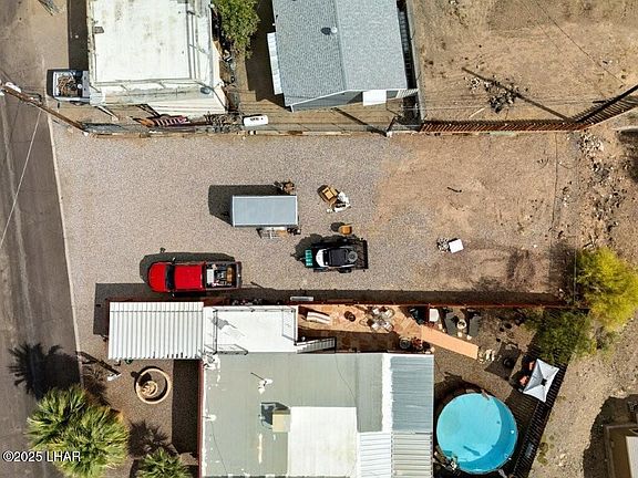 3rd image of 31628 Crows Nest Dr