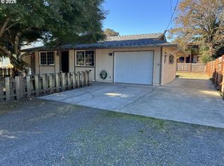 335 S 9th St, Saint Helens, OR 97051