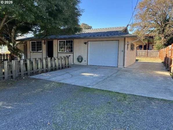 335 S 9th St, Saint Helens, OR 97051