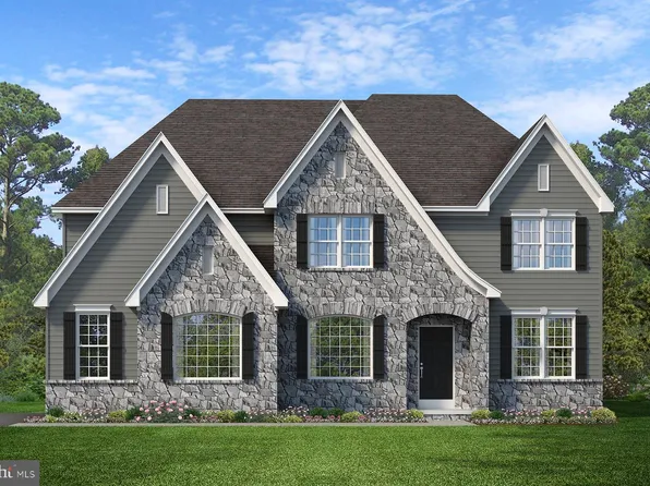 1023 Glasco Dr, Pennsburg, PA 18073