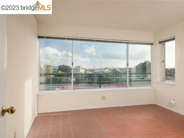 1200 Brickyard Way APT 102, Richmond, CA 94801