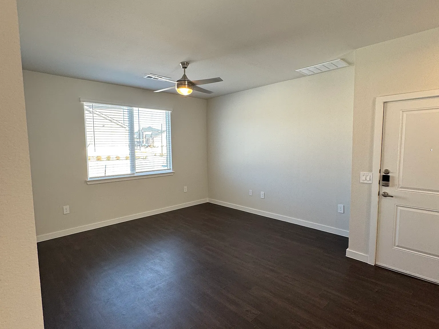 Elevon Pkwy — Photo 3