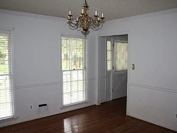 3rd image of 4392 Shiloh Hills Dr