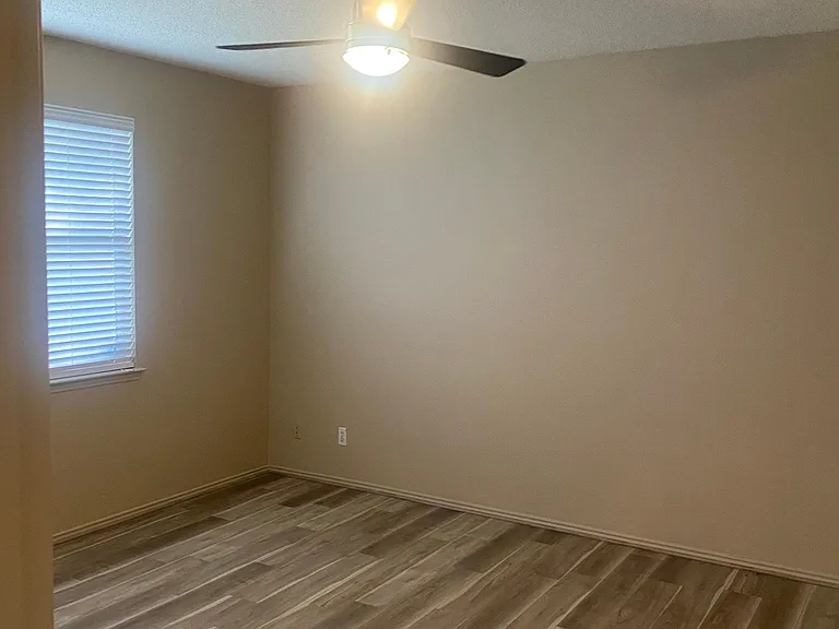 3948 Parkhaven Dr — Photo 11