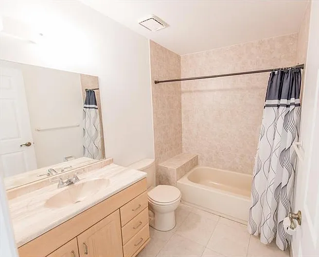 3 bed, 1178 sqft, $2,850 — Photo 4