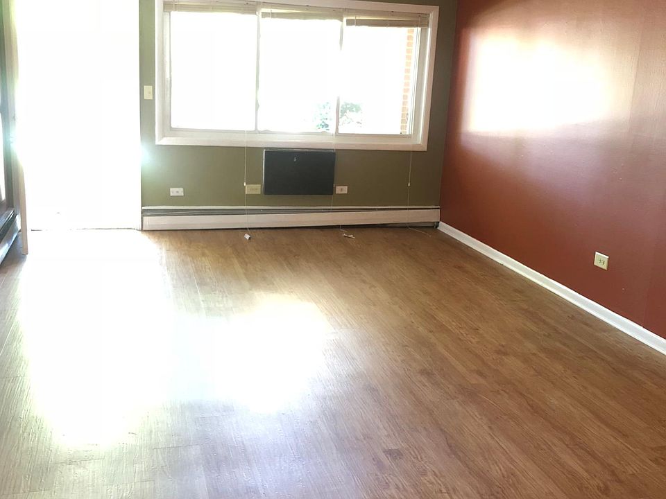 1st image of 2111 N Elmwood Ave APT 5A