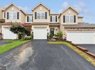 107 Lukens Mill Dr, Coatesville, PA 19320