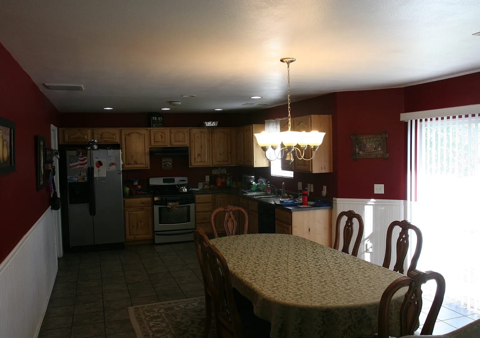 Huge 3 bed 2.5 bath single home in Spanish Fork — Photo 3