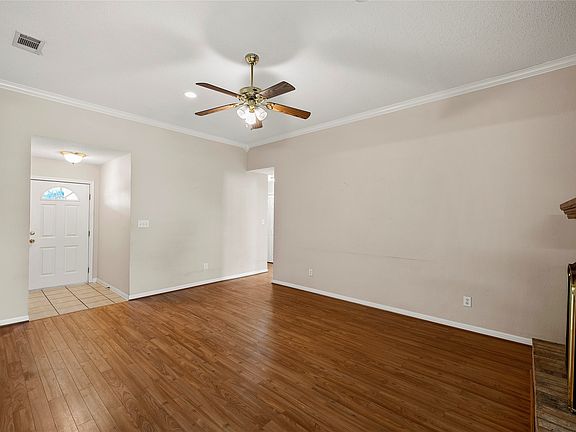 5th image of 100 W Jade Dr