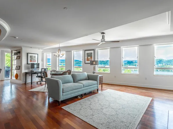 191 Chestnut St APT 401, Chattanooga, TN 37402