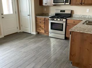 1520 Sandpiper St #1520, Centerton, AR 72719