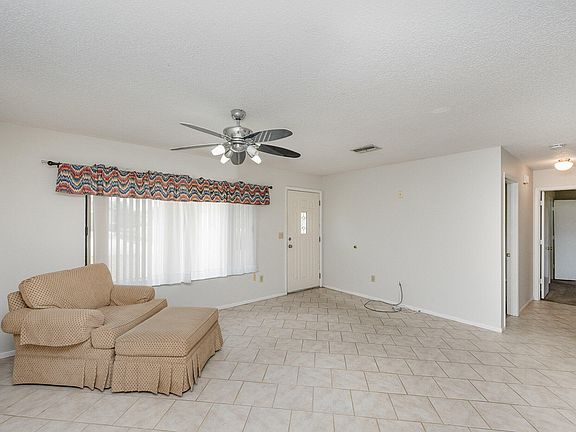 4th image of 690 Londonderry Cir SE