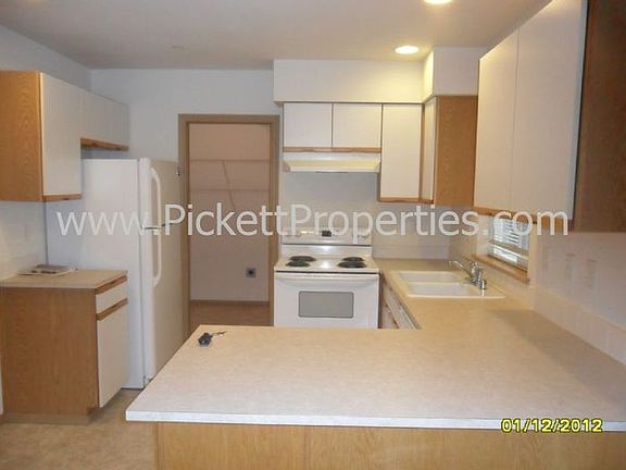 4th image of 677 Northpark Ln