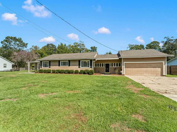 239 Oak St, Denham Springs, LA 70726