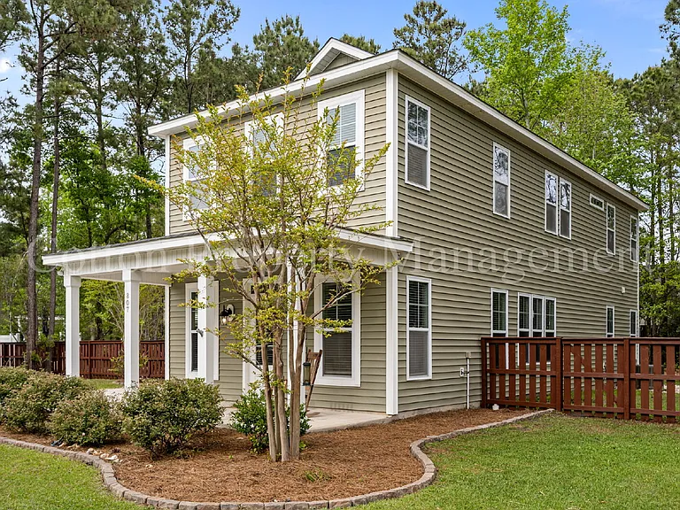807 Dan Owen Dr — Photo 3