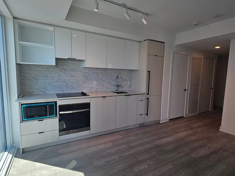 252 Church St #3006 — Photo 5